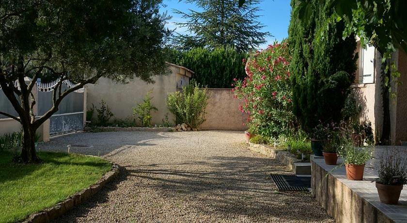 Villa Hortensia Carpentras Exterior photo